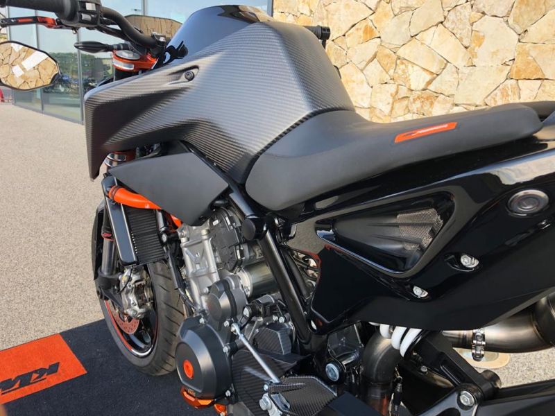 ktm-790-duke-2019-1420B9A6D5-5597-7277-ECB5-F5DB1E5D6353.jpg
