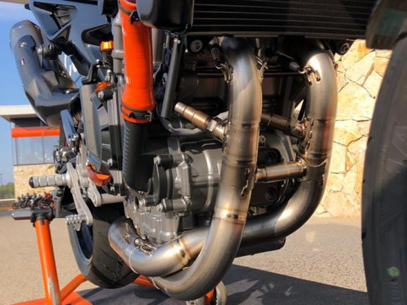 ktm-790-duke-2019-7DE1F5CF8-236B-0426-D0A0-DF9E8616ED41.jpg