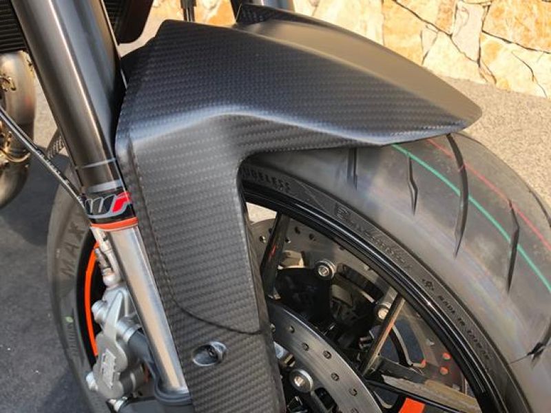 ktm-790-duke-2019-8489FEABB-B6C0-2A94-3BA3-EEDB0E352852.jpg