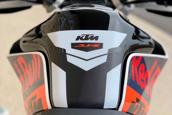 duke-ktm-390-2020-11B4143DFB-A390-1EAE-2ED2-8EEB69762411.jpg