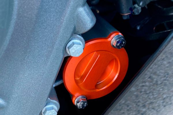 ktm-125-rc-2020-070A67D228-C1E1-7D3F-B1A3-07827078E887.jpg