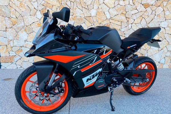 ktm-125-rc-2020-12063ECE5C-6349-B3E5-BCE7-7185BAC9C0A8.jpg