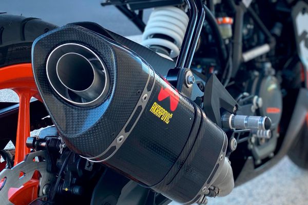 ktm-125-rc-2020-16A1A8FB70-AB97-6CD7-C01C-9550B65EA5ED.jpg