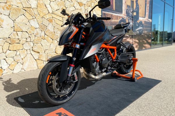 ktm-1290-super-d-r-2020-0546C4B647-373C-1502-60FB-26F0DD9714EB.jpg