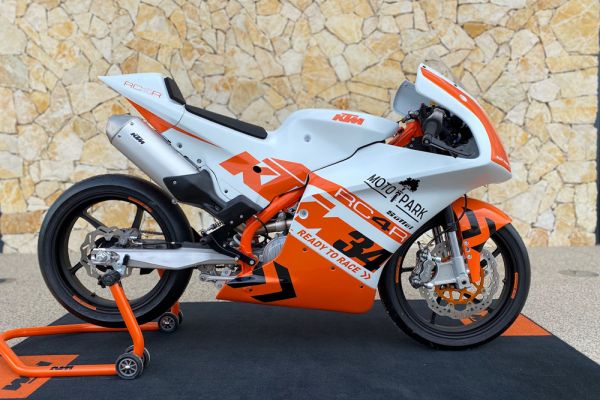 ktm-rc4r-2020-112D33A42D-E598-5148-5355-D5A71BEF150D.jpg
