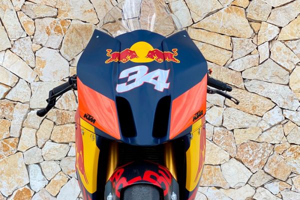 ktm-rc8r-trac-070D5226A4-B1B0-7FD8-13F7-D9D556F87F95.jpg