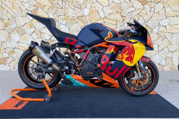 ktm-rc8r-trac435A6849-5A89-C613-3A59-03711A99FB11.jpg