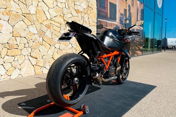 ktm-1290-sdr-2020-012996E518-0C15-EB21-CD1F-BE508F94A0A8.jpg