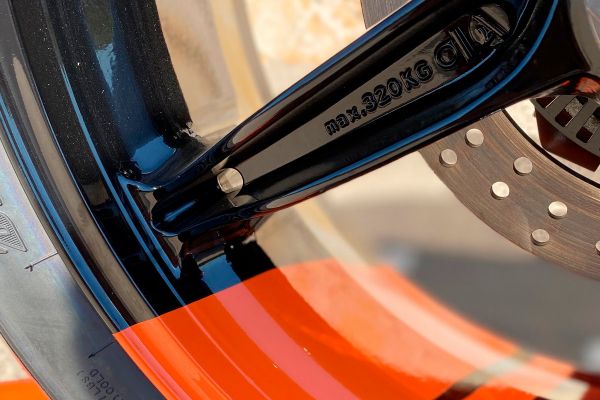 ktm-1290-sdr-2020-08A6107F27-7536-AFF3-90C9-520E3D09AD6C.jpg