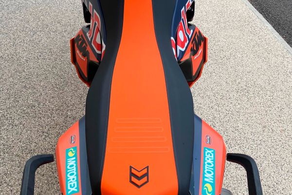 ktm-790-adv-2020-058C4E5E36-2861-244B-91BD-9514CCEF45E3.jpg