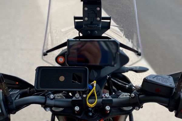 ktm-790-adv-2020-06AC301150-678A-C62C-B490-8FE2B8EB294B.jpg