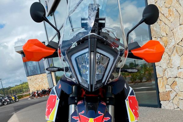 ktm-790-adv-2020-070046D4F8-47CA-9D84-5DCC-197232A9863B.jpg