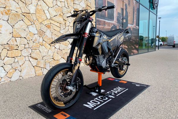 ktm-450-excf-2021-04FDF7DF2D-F38B-1EEE-DC5F-29626A0C909E.jpg